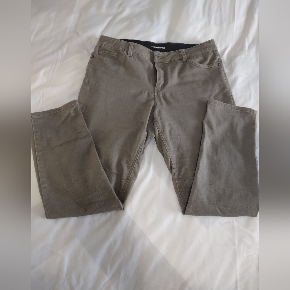 Liz Claiborne Women's Khaki Chinos